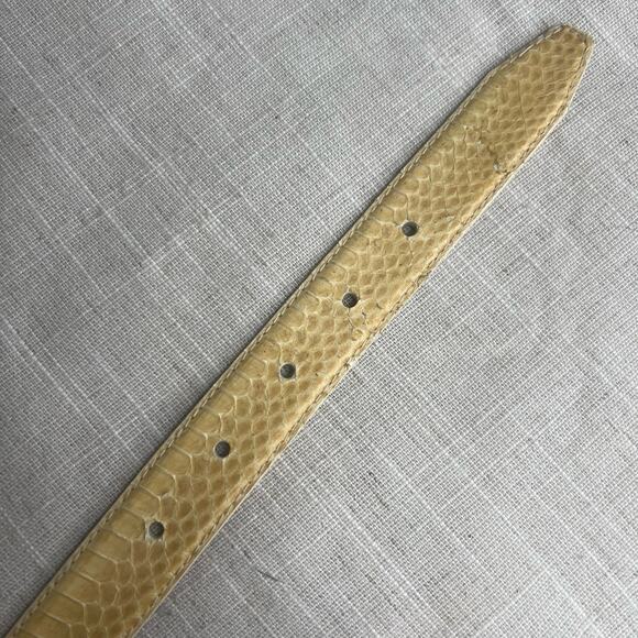 Vintage 80s Size Medium Beige Snakeskin Leather Belt Gold Buckle Classic - Picture 4 of 9